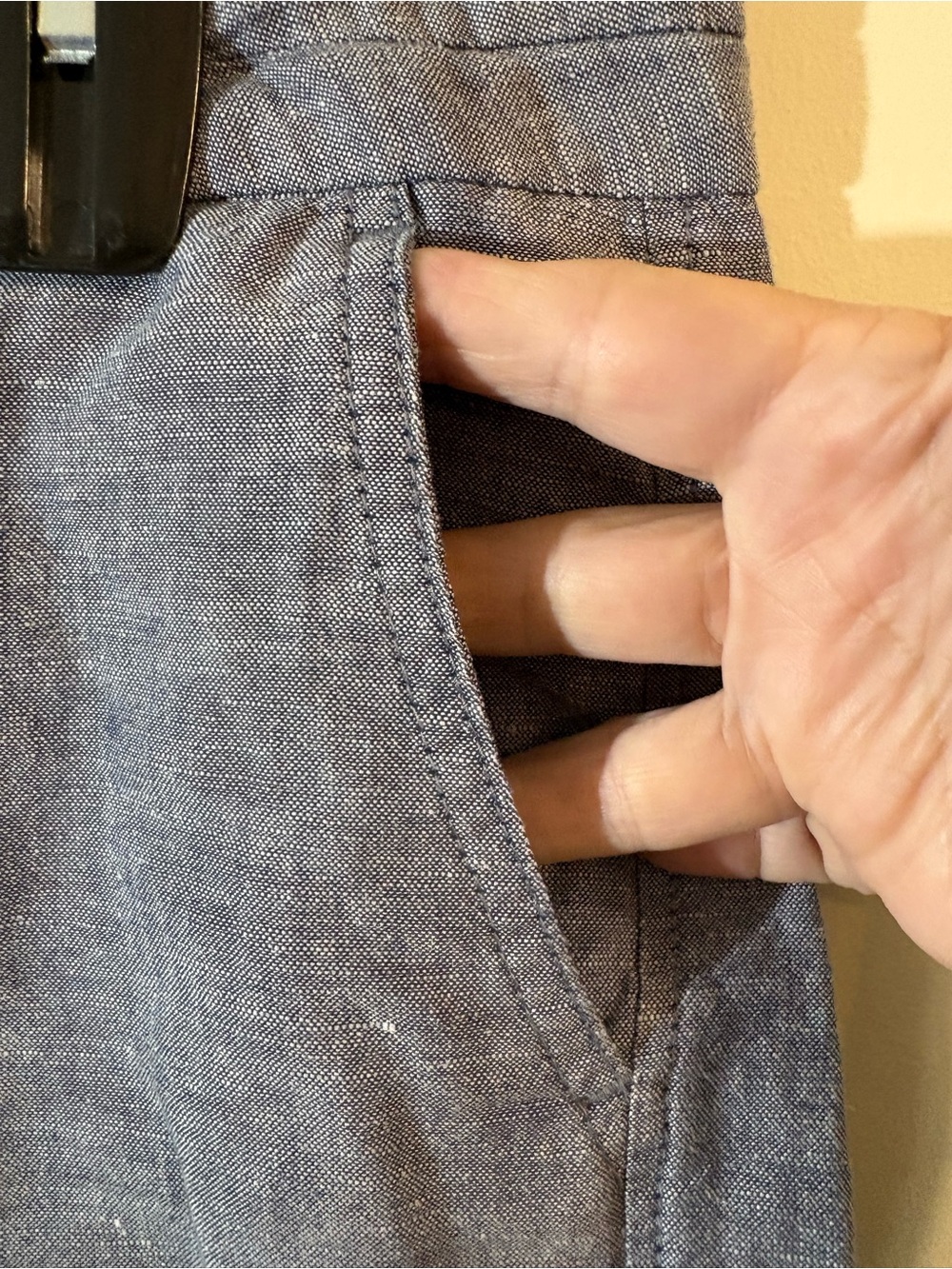 Gap Shorts Womens Size 8 The City 3 Inch Blue Chambray Linen Cotton Khakis Blue - Picture 4 of 9